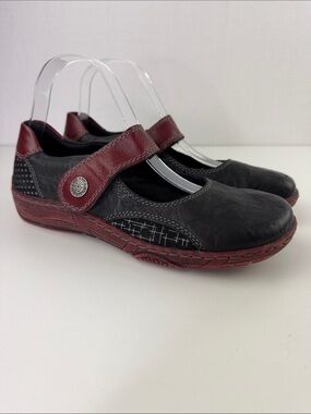 Remonte Black and Burgundy Mary Jane Leather Flats with Decorative Strap